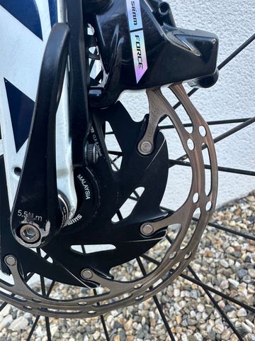Tweedehands Giant Defy Advanced 2021 Road & Gravel — afbeelding 121 van 126
