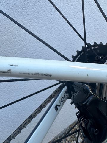 Tweedehands Giant Defy Advanced 2021 Road & Gravel — afbeelding 98 van 126