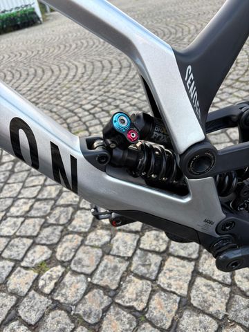 Używany Canyon Sender CFR Mullet 2022 2022 Mountainbike — zdjęcie 5 z 14