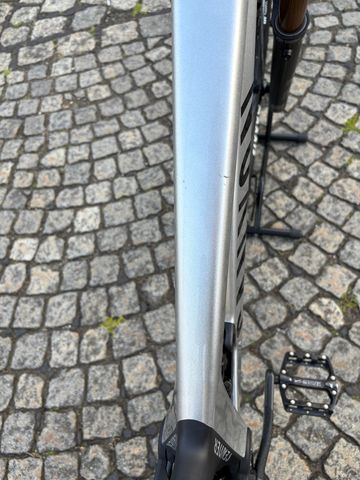 Używany Canyon Sender CFR Mullet 2022 2022 Mountainbike — zdjęcie 14 z 14