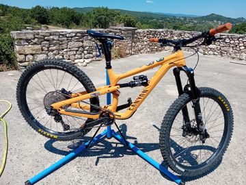 Used Canyon Spectral 6 2024 2024 Mountainbike, Orange, 27.5 (650B) — image 1 of 14