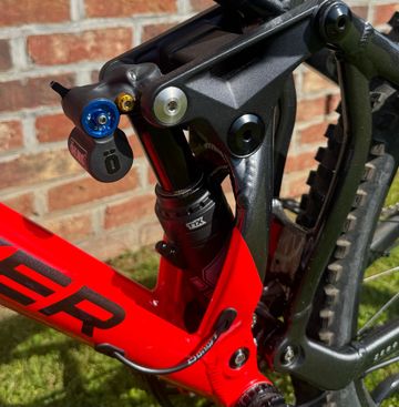 Tweedehands Mondraker SUPERFOXY R 2024 2024 Mountainbike — afbeelding 3 van 5
