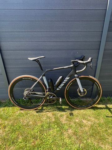 Käytetty Canyon Endurace CFR Flash 2024 2024 Road & Gravel — kuva 8 / 8