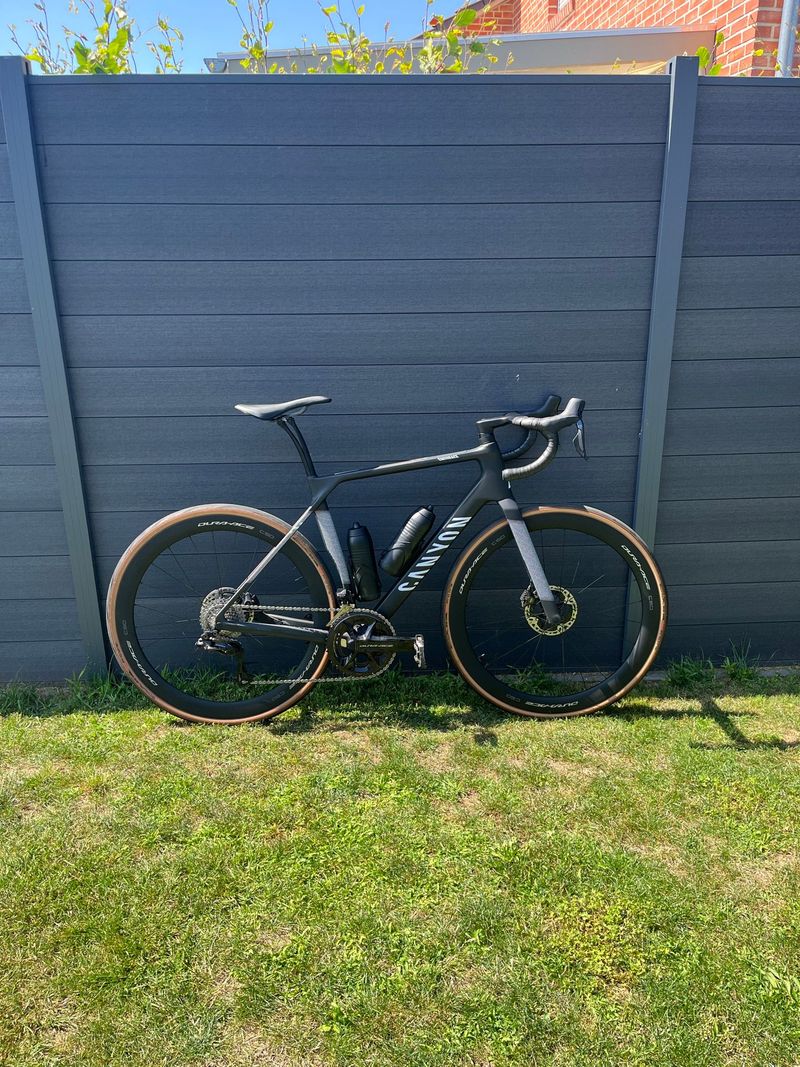 Tweedehands Canyon Endurace CFR Flash 2024 2024 Road & Gravel