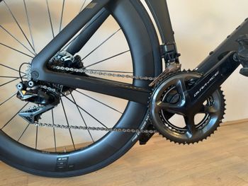 Brugt Canyon Aeroad CFR Disc Di2 2022 2022 Road & Gravel — billede 3 af 15