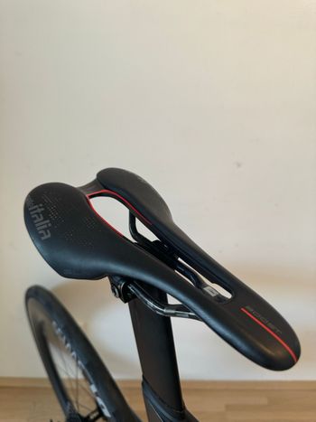 Brugt Canyon Aeroad CFR Disc Di2 2022 2022 Road & Gravel — billede 13 af 15