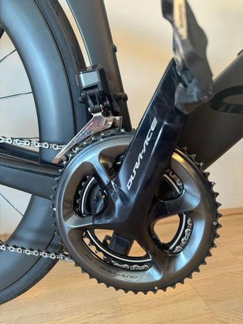 Brugt Canyon Aeroad CFR Disc Di2 2022 2022 Road & Gravel — billede 4 af 15