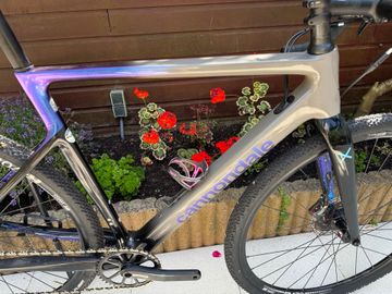 Used Cannondale SuperSix EVO SRAM Force 2023 Road & Gravel, Purple — image 8 of 11