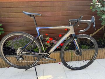 Used Cannondale SuperSix EVO SRAM Force 2023 Road & Gravel, Purple — image 1 of 11