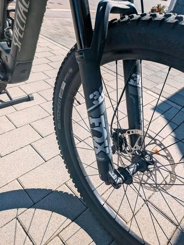 Tweedehands Specialized Turbo Levo Comp 2021 2021 Mountainbike — afbeelding 4 van 7