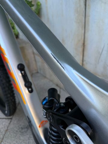 Używany Pivot Firebird 2023 2023 Mountainbike — zdjęcie 7 z 15