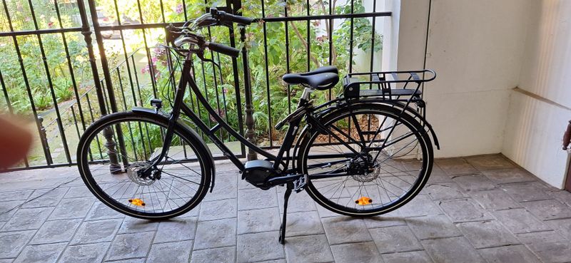 Used Amsterdam Vélo électrique 1881 Deluxe 2024 Road & Gravel