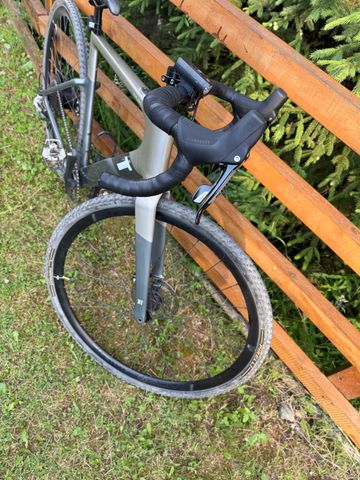 Gebrauchtes 3T Exploro RaceMax BOOST Dropbar 2023 2023 Road & Gravel, Hellgrau — Bild 3 von 6