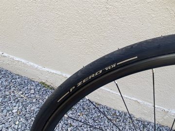 Tweedehands Scott Addict 10 disc 2019 2019 Road & Gravel — afbeelding 10 van 14