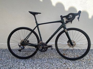Tweedehands Scott Addict 10 disc 2019 2019 Road & Gravel — afbeelding 1 van 14
