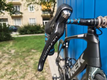 Used Trek Madone 9.0 2018 2018 Road & Gravel, Black — image 18 of 22