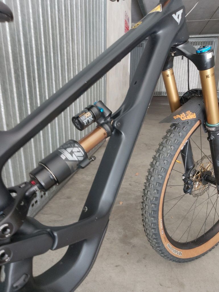 YT Industries Capra SRAM X0 2024 Mountainbike usato, Nero — immagine 20 di 26