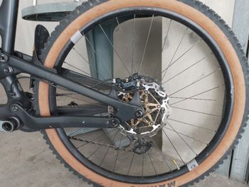 YT Industries Capra SRAM X0 2024 Mountainbike usato, Nero — immagine 13 di 26