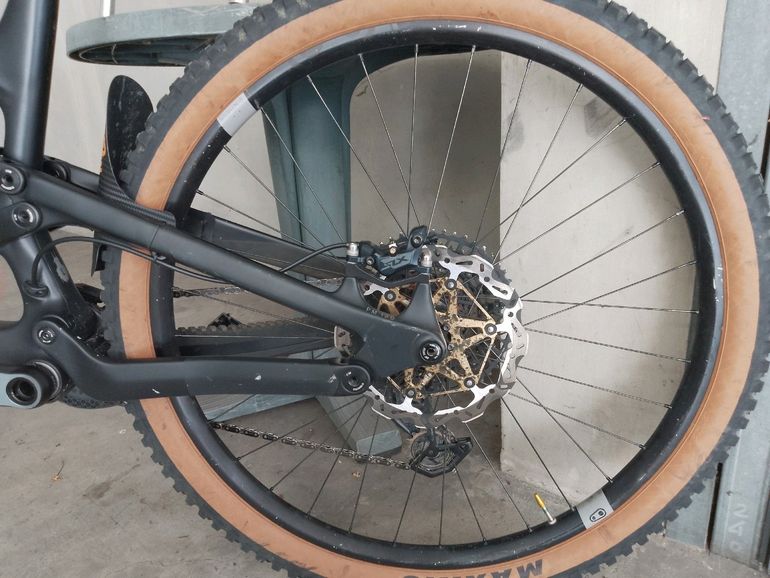 YT Industries Capra SRAM X0 2024 Mountainbike usato, Nero — immagine 13 di 26