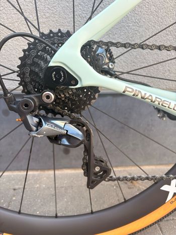 Używany Pinarello Grevil+ Force 2022 2022 Road & Gravel — zdjęcie 3 z 4