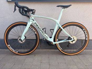 Używany Pinarello Grevil+ Force 2022 2022 Road & Gravel — zdjęcie 2 z 4