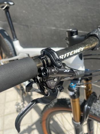 Trek Supercaliber 9.7 2021 2021 Mountainbike usato, Bianco — immagine 23 di 26
