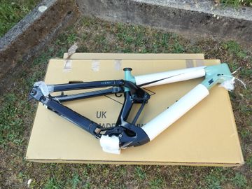 Gebrauchtes Vitus Sommet Frameset 2021 Mountainbike, Grün — Bild 3 von 14