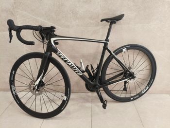 Specialized Roubaix Shimano 105 2018 Road & Gravel usato, Nero — immagine 2 di 9