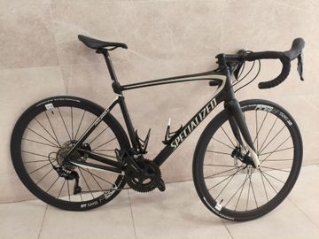 Gebrauchtes Specialized Roubaix Shimano 105 2018 Road & Gravel, Schwarz — Bild 1 von 9