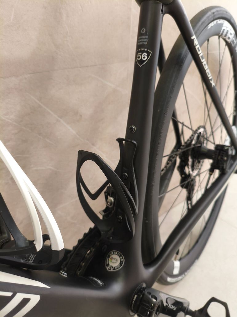 Specialized Roubaix Shimano 105 2018 Road & Gravel usato, Nero — immagine 9 di 9
