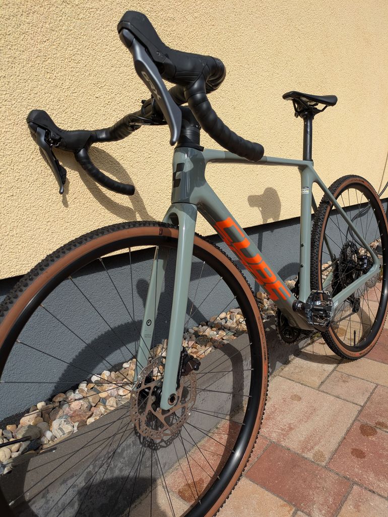 Brugt CUBE CROSS RACE C:62 PRO 2024 2024 Road & Gravel — billede 3 af 8