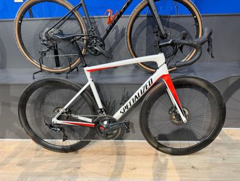 Used Specialized Men's Tarmac Disc Comp 2019 2019 Road & Gravel
