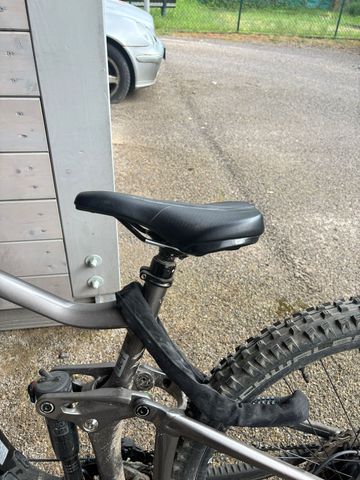 Used Giant Reign 2 2024 2024 Mountainbike, Light Gray, 29 — image 13 of 13