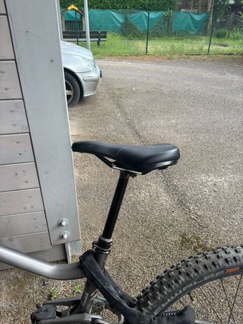 Brugt Giant Reign 2 2024 2024 Mountainbike — billede 12 af 13