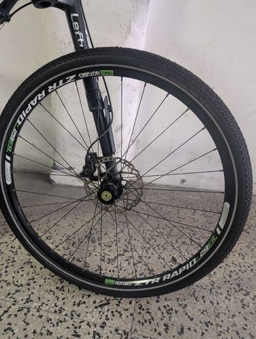 Used Cannondale Custom Shimano Deore XT 2010 Mountainbike, White — image 21 of 22