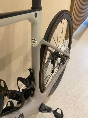 Tweedehands Orbea ORCA M20LTD 2021 2021 Road & Gravel — afbeelding 4 van 7