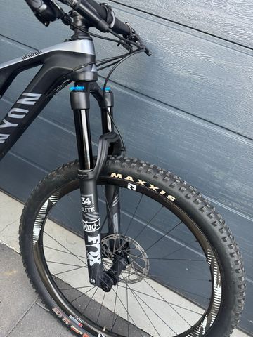 Tweedehands Canyon Neuron CF 9.0 LTD 2020 2020 Mountainbike — afbeelding 2 van 4
