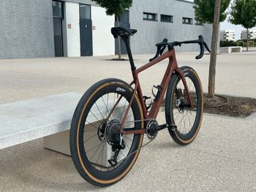 Tweedehands Enve Custom SRAM Red 2024 Road & Gravel — afbeelding 2 van 12