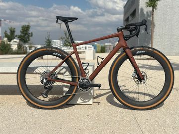 Tweedehands Enve Custom SRAM Red 2024 Road & Gravel — afbeelding 3 van 12