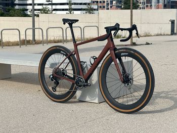 Použité Enve Custom SRAM Red 2024 Road & Gravel