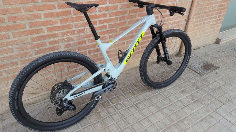 Brugt Scott Spark RC Team Issue 2026 2026 Mountainbike — billede 2 af 9