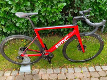 Tweedehands BMC teammachine SLR01 DISC 2017 2017 Road & Gravel — afbeelding 1 van 12