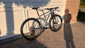 Used Canyon Exceed CF 6 2022 2022 Mountainbike, Light Gray, 29 — image 2 of 11
