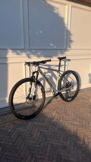 Gebrauchtes Canyon Exceed CF 6 2022 2022 Mountainbike, Hellgrau, 29 — Bild 9 von 11