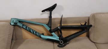Used Canyon Sender CFR 29 2024 Frameset 2024 Mountainbike, Green, 29 — image 2 of 8