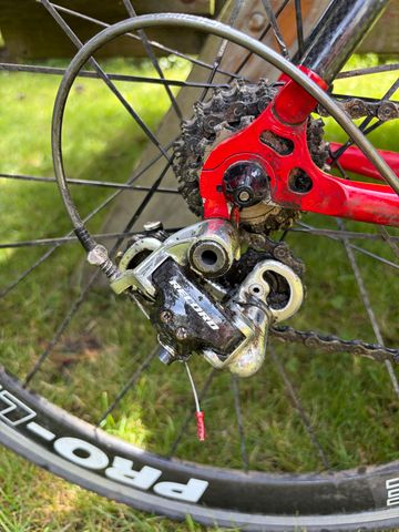 Used Hinault Custom Campagnolo Chorus 2004 Road & Gravel, Red — image 5 of 7