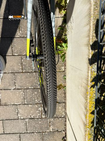 Używany CUBE CROSS RACE PRO 2020 2020 Road & Gravel — zdjęcie 9 z 9