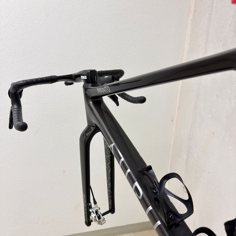 Brugt Aurum Manto Veleta Frameset 2025 Road & Gravel — billede 18 af 20