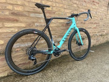 Brugt Canyon Inflite CF SLX 9 2022 2022 Road & Gravel — billede 4 af 5
