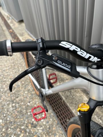 Used Canyon Stitched 360 Pro 2023 2023 Mountainbike, Light Gray, 26 — image 6 of 17